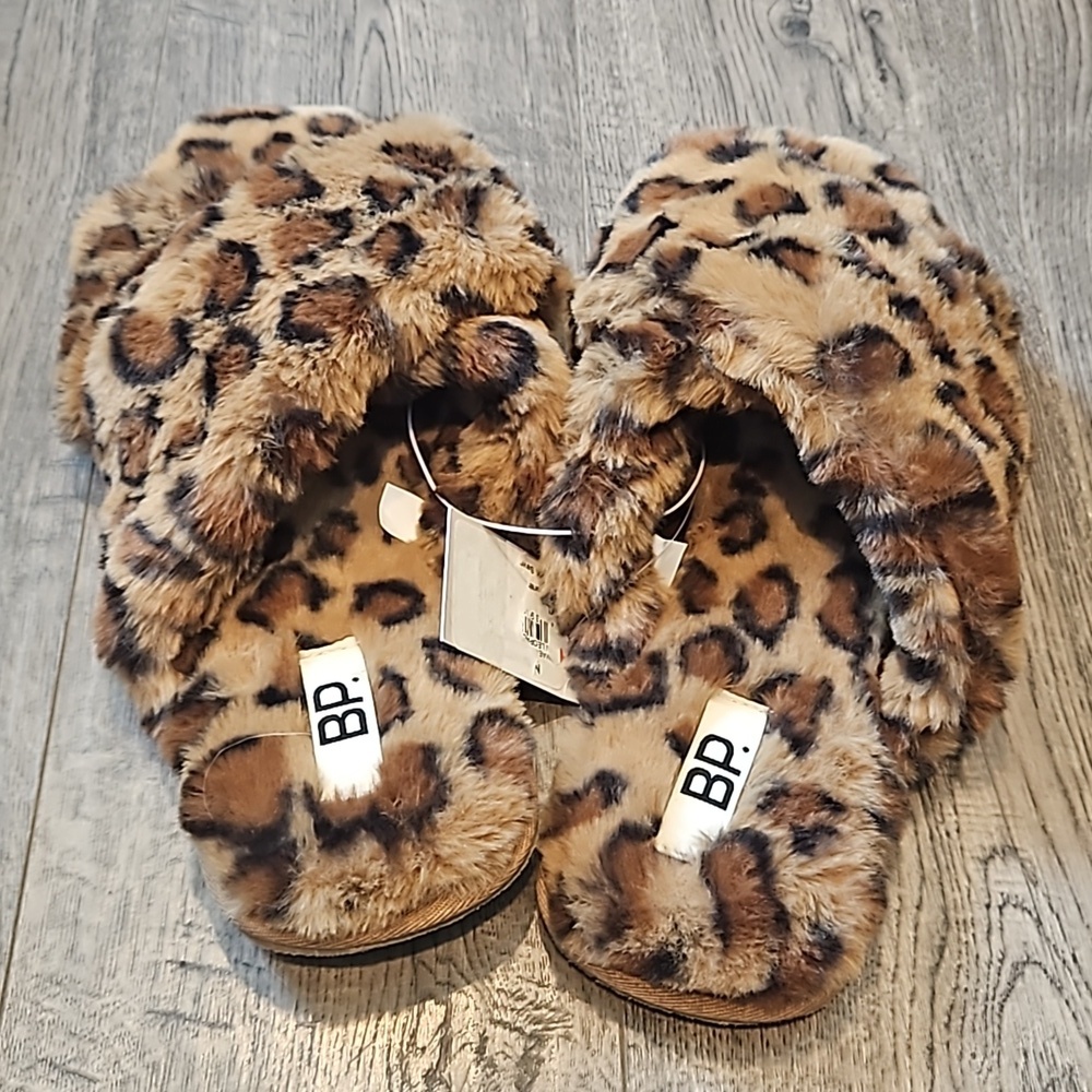 BP Leapord Crisscross Sandles Size XL Brand New With Tags. - Picture 4 of 7